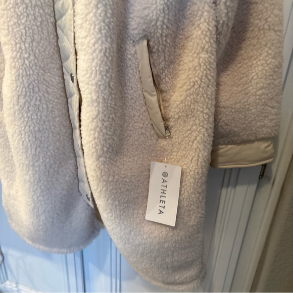 NWT Athleta  Long Cozy Sherpa Coat Jacket,  Cream  Color SIZE M Quilted - Picture 6 of 16